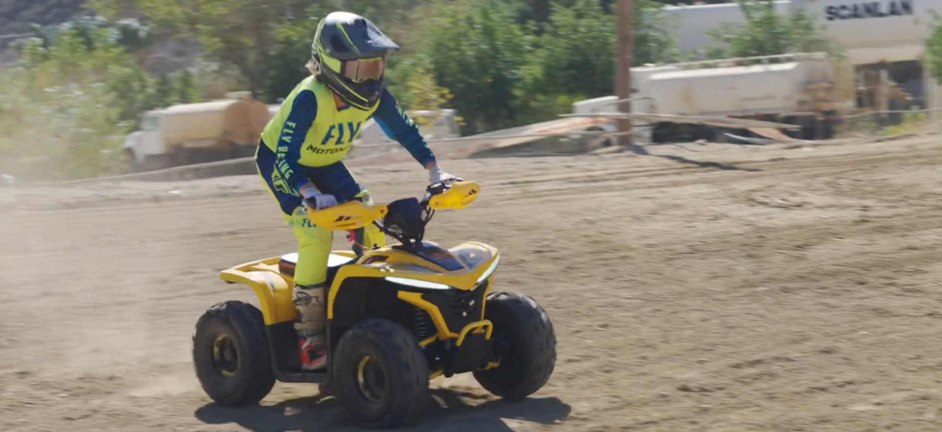 DENAGO TRAILHAWK 10 FI ATV